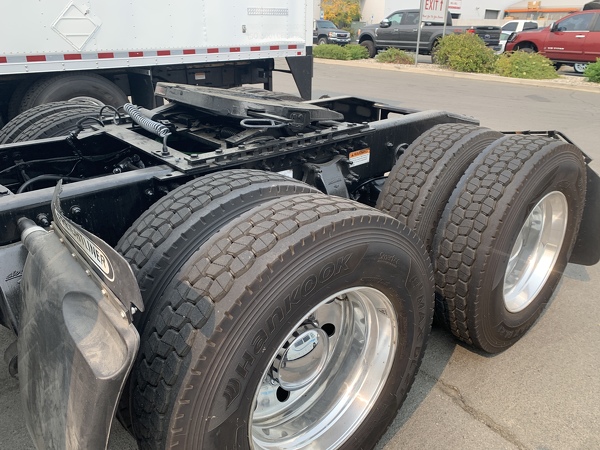 FREIGHTLINER CASCADIA 126SLP 2019