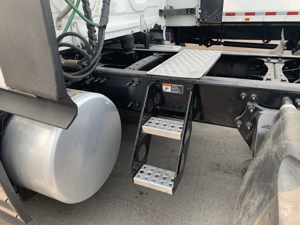 FREIGHTLINER CASCADIA 126SLP 2019