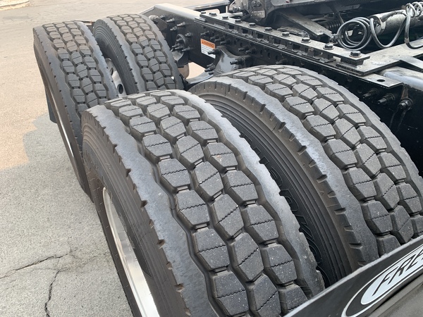 FREIGHTLINER CASCADIA 126SLP 2019