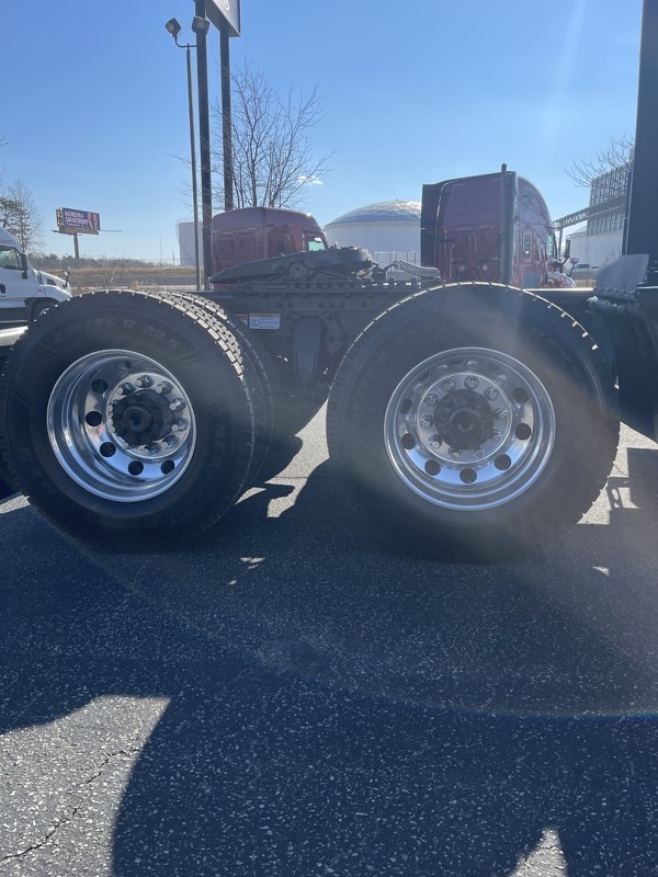 FREIGHTLINER CASCADIA 126SLP 2020