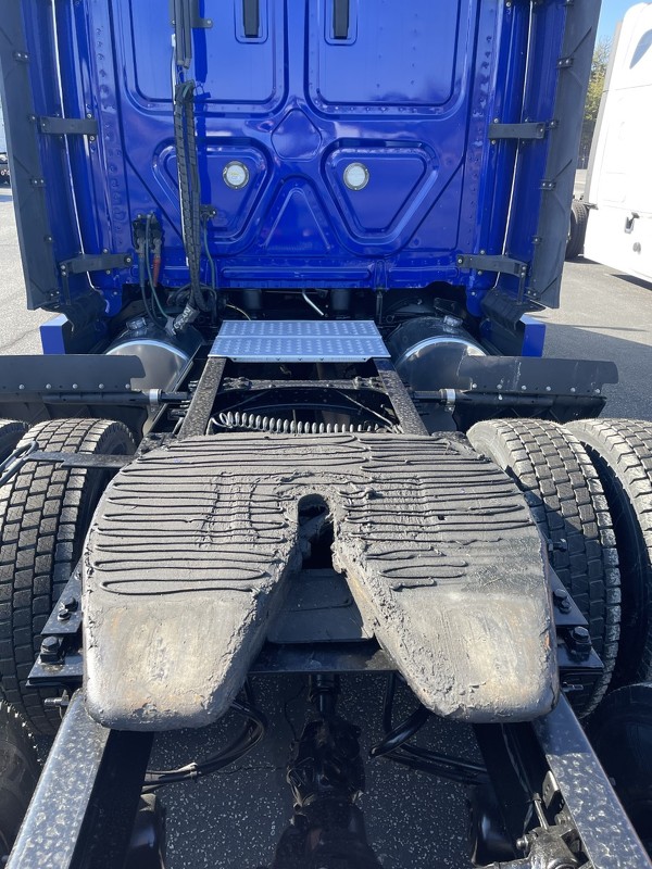 FREIGHTLINER CASCADIA 126SLP 2020