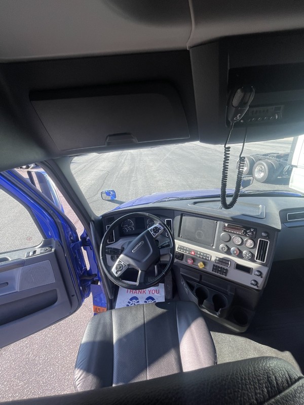 FREIGHTLINER CASCADIA 126SLP 2020