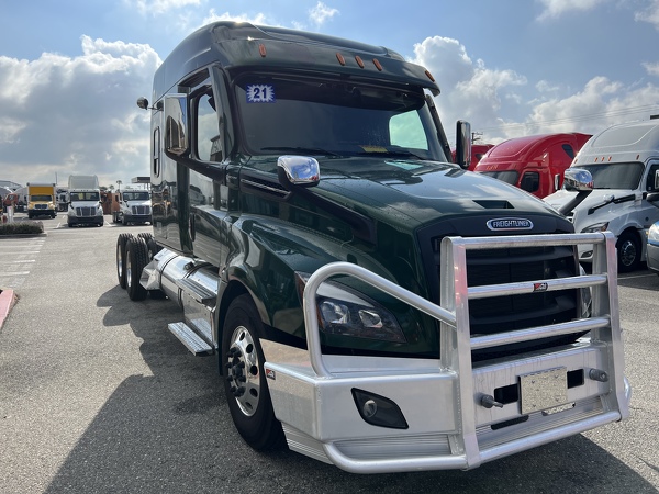 FREIGHTLINER CASCADIA 126SLP 2021