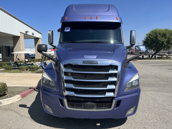 FREIGHTLINER CASCADIA 126SLP 2020