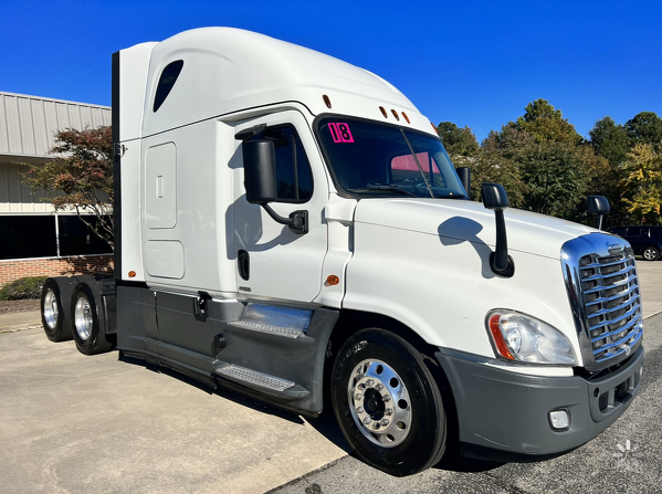 FREIGHTLINER CASCADIA 125SLP 2018