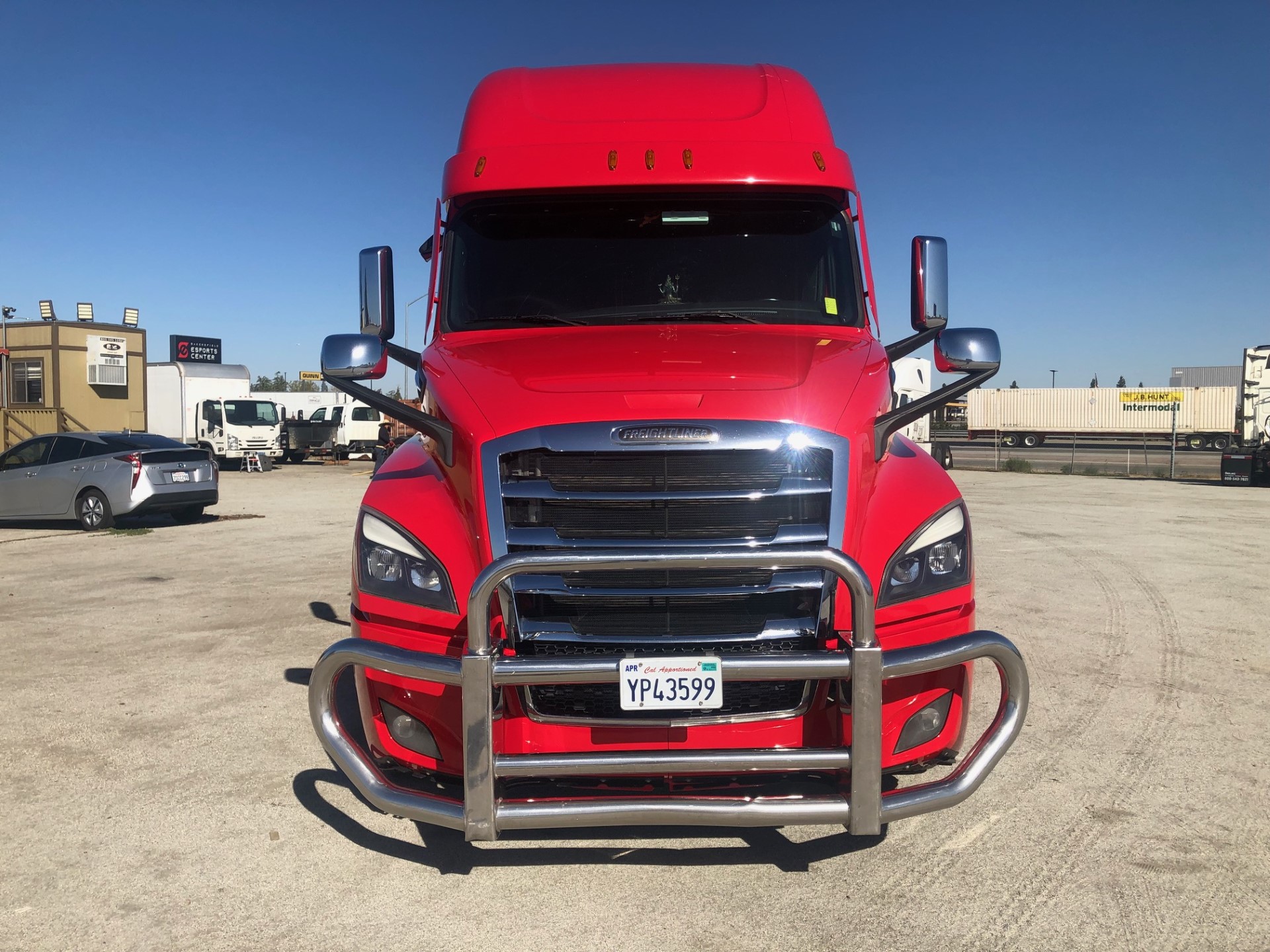 2022 FREIGHTLINER CASCADIA 126SLP - image 6