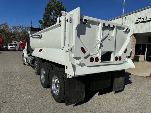 FREIGHTLINER CASCADIA 125DC 2016