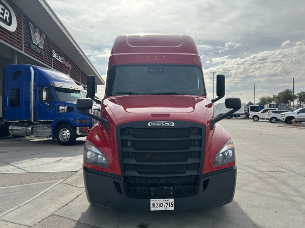 FREIGHTLINER CASCADIA 126SLP 2021