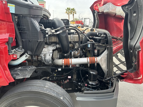 FREIGHTLINER CASCADIA 126SLP 2021
