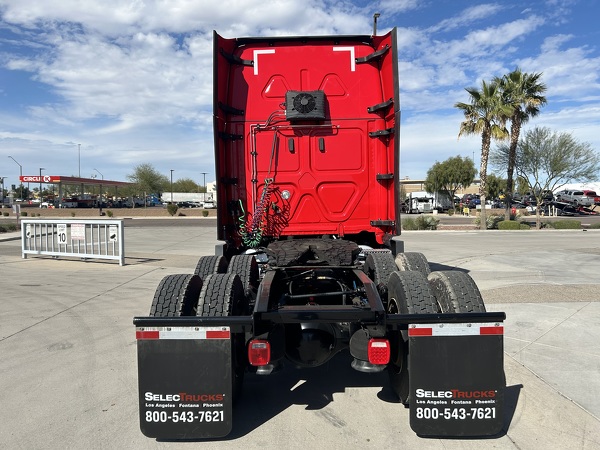 FREIGHTLINER CASCADIA 126SLP 2022