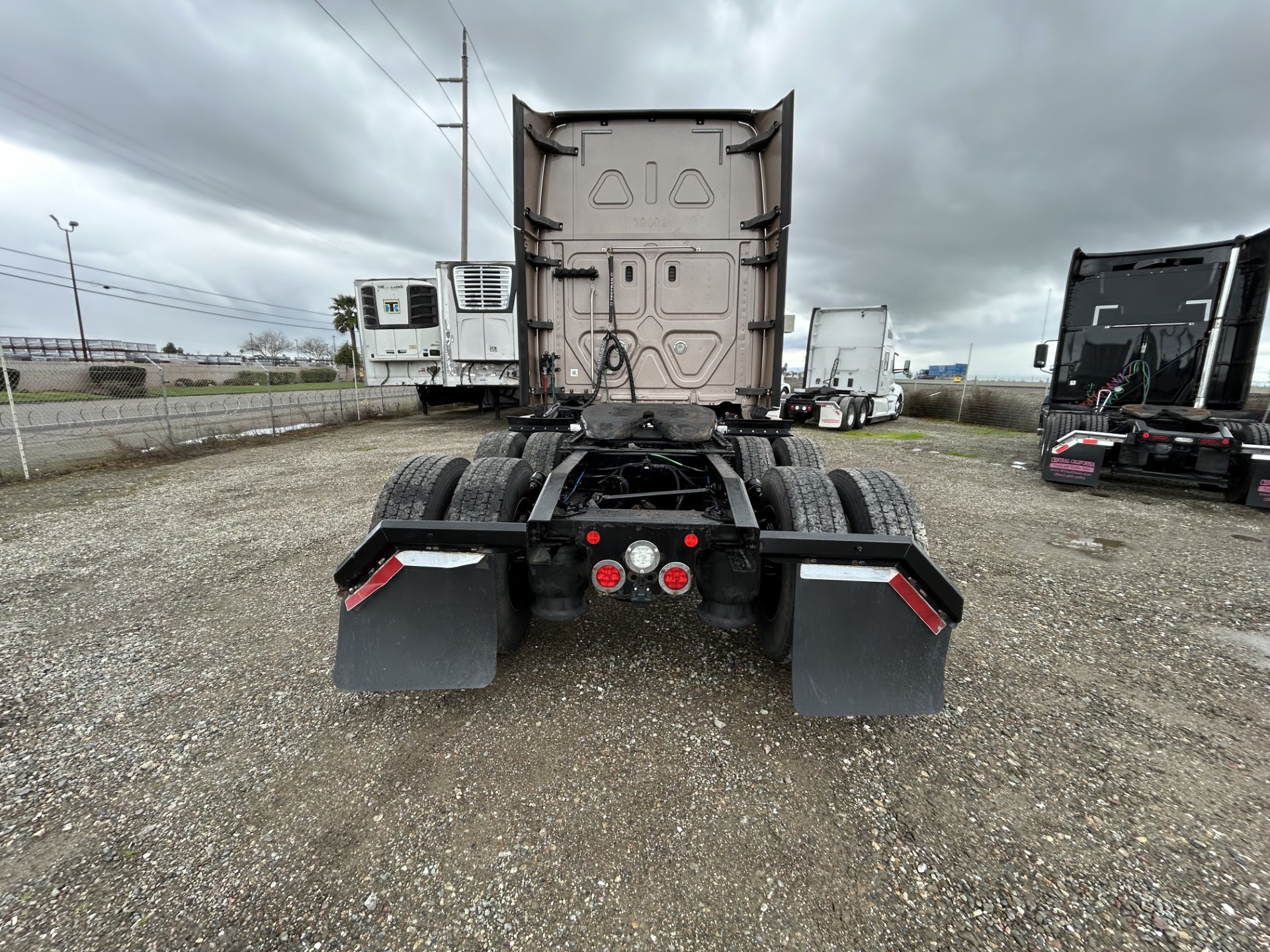 2019 FREIGHTLINER CASCADIA 126SLP - image 6