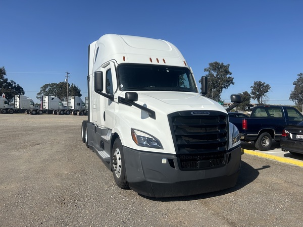 FREIGHTLINER CASCADIA 126SLP 2022