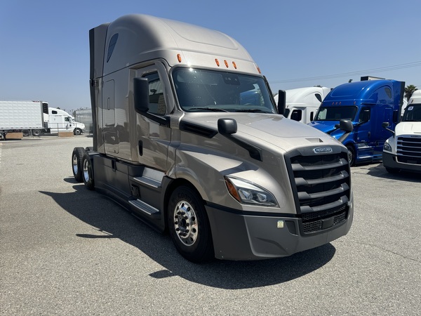 FREIGHTLINER CASCADIA 126SLP 2023