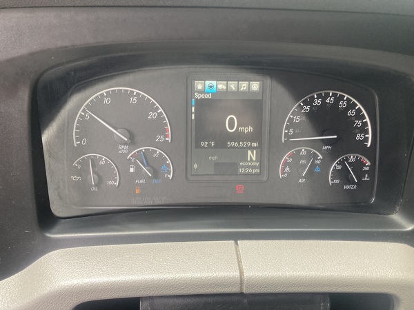 FREIGHTLINER CASCADIA 126SLP 2021