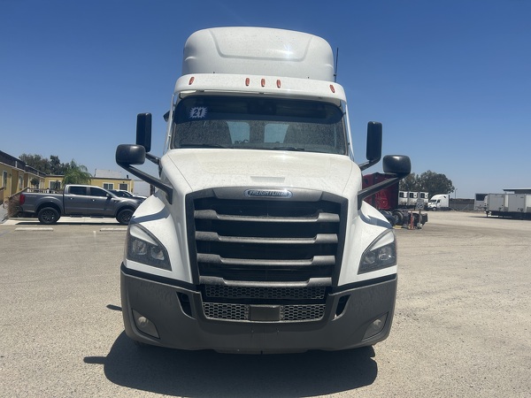 FREIGHTLINER CASCADIA 126DC 2021