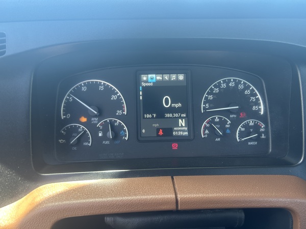 FREIGHTLINER CASCADIA 126DC 2021