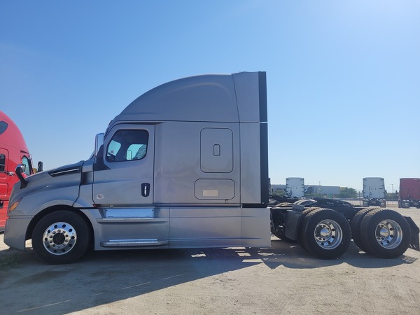 FREIGHTLINER CASCADIA 126SLP 2023