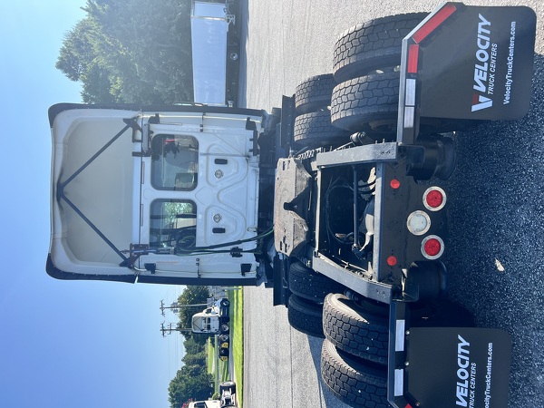 FREIGHTLINER CASCADIA 126DC 2019