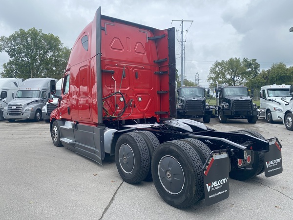 FREIGHTLINER CASCADIA 126SLP 2021