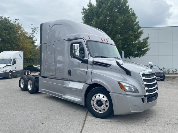 FREIGHTLINER CASCADIA 126SLP 2019