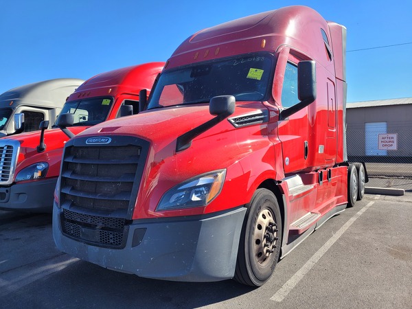 FREIGHTLINER CASCADIA 126SLP 