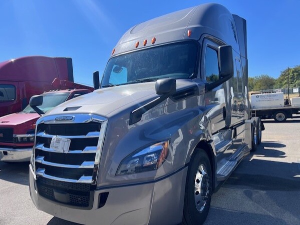 FREIGHTLINER CASCADIA 126SLP 2020