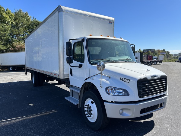 FREIGHTLINER M2 26K Box Truck 2022