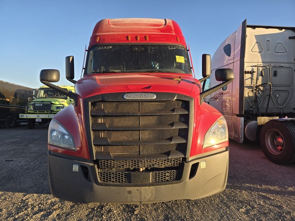 FREIGHTLINER CASCADIA 126SLP 2022