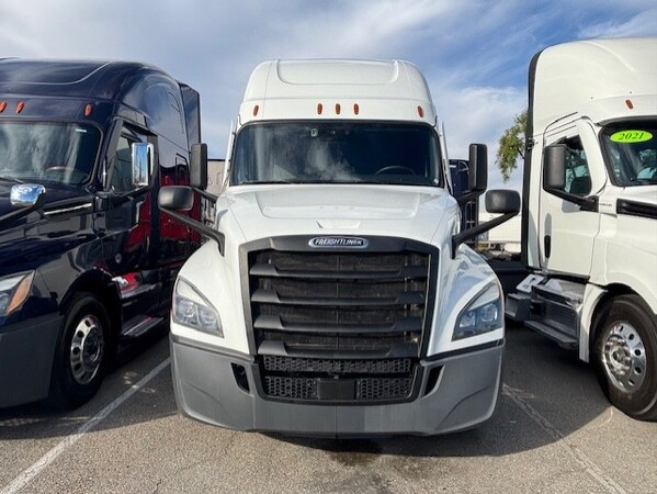 FREIGHTLINER CASCADIA 126SLP 