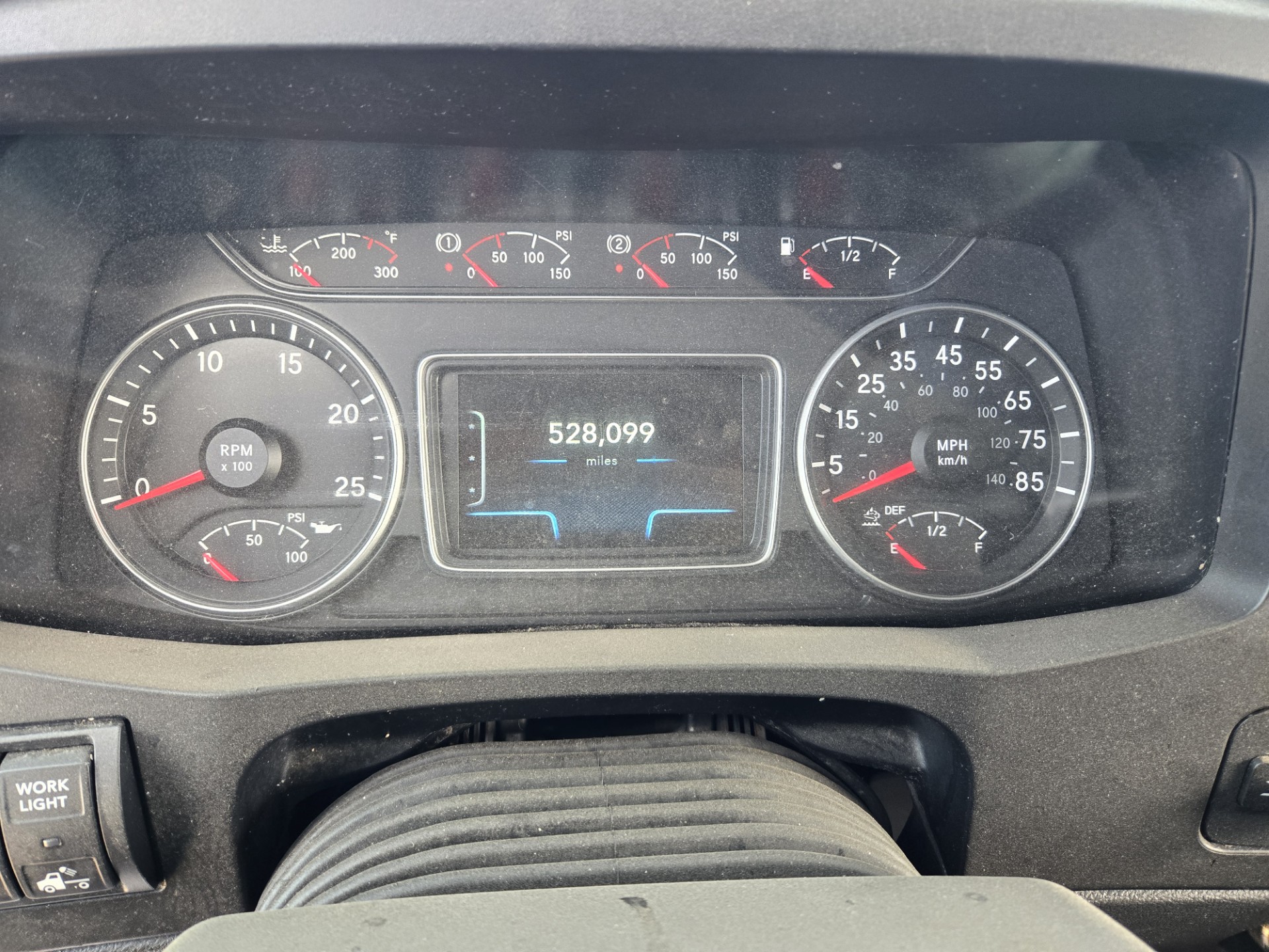 2022 INTERNATIONAL LT SLP - image 12