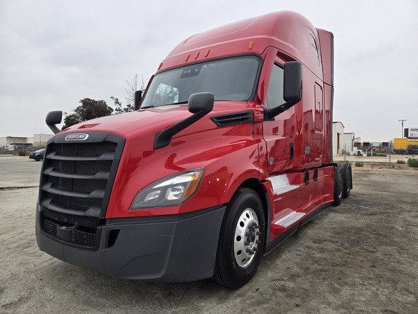 FREIGHTLINER CASCADIA 126SLP 2022