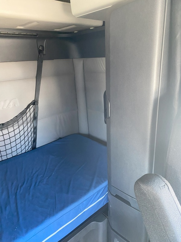 FREIGHTLINER CASCADIA 116SLP 2020