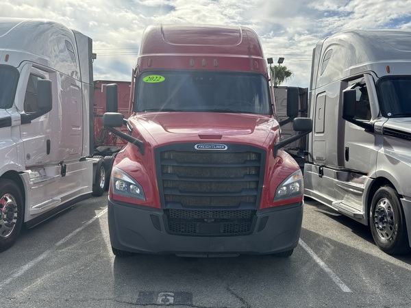 FREIGHTLINER CASCADIA 126SLP 