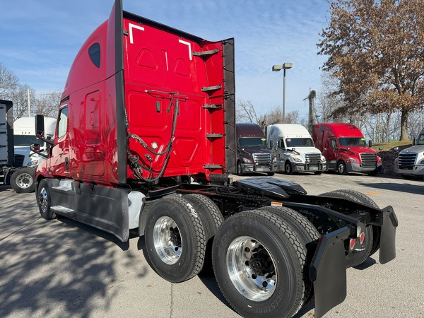 FREIGHTLINER CASCADIA 126SLP 2020