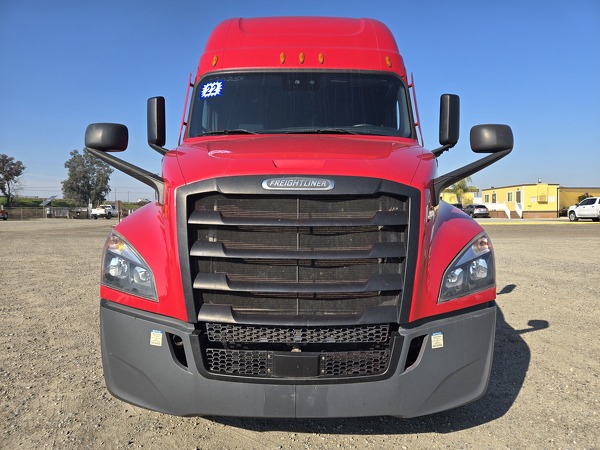 FREIGHTLINER CASCADIA 126SLP 2022
