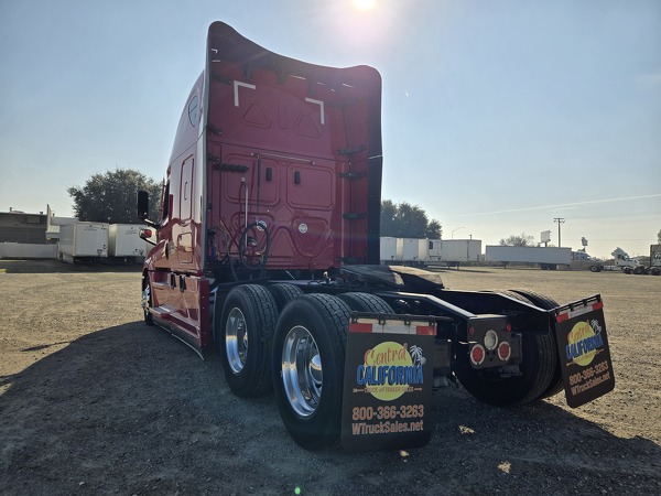FREIGHTLINER CASCADIA 126SLP 2022
