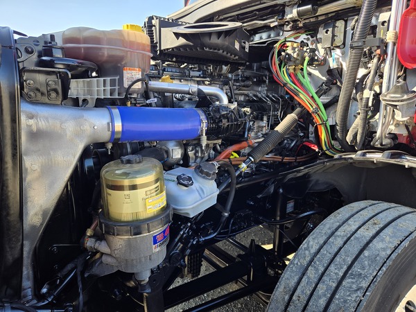 FREIGHTLINER CASCADIA 126SLP 2022