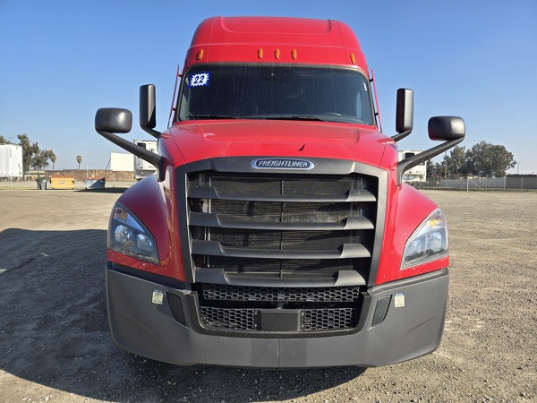 FREIGHTLINER CASCADIA 126SLP 2022