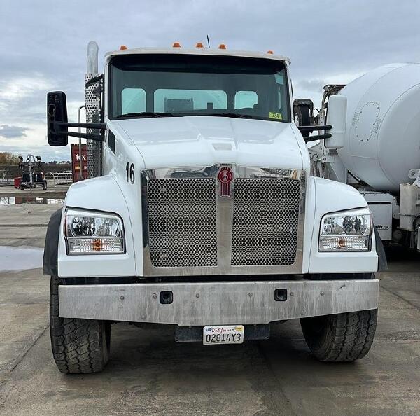 KENWORTH T880 2024