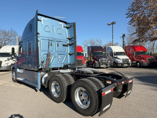 FREIGHTLINER CASCADIA 126SLP 2023