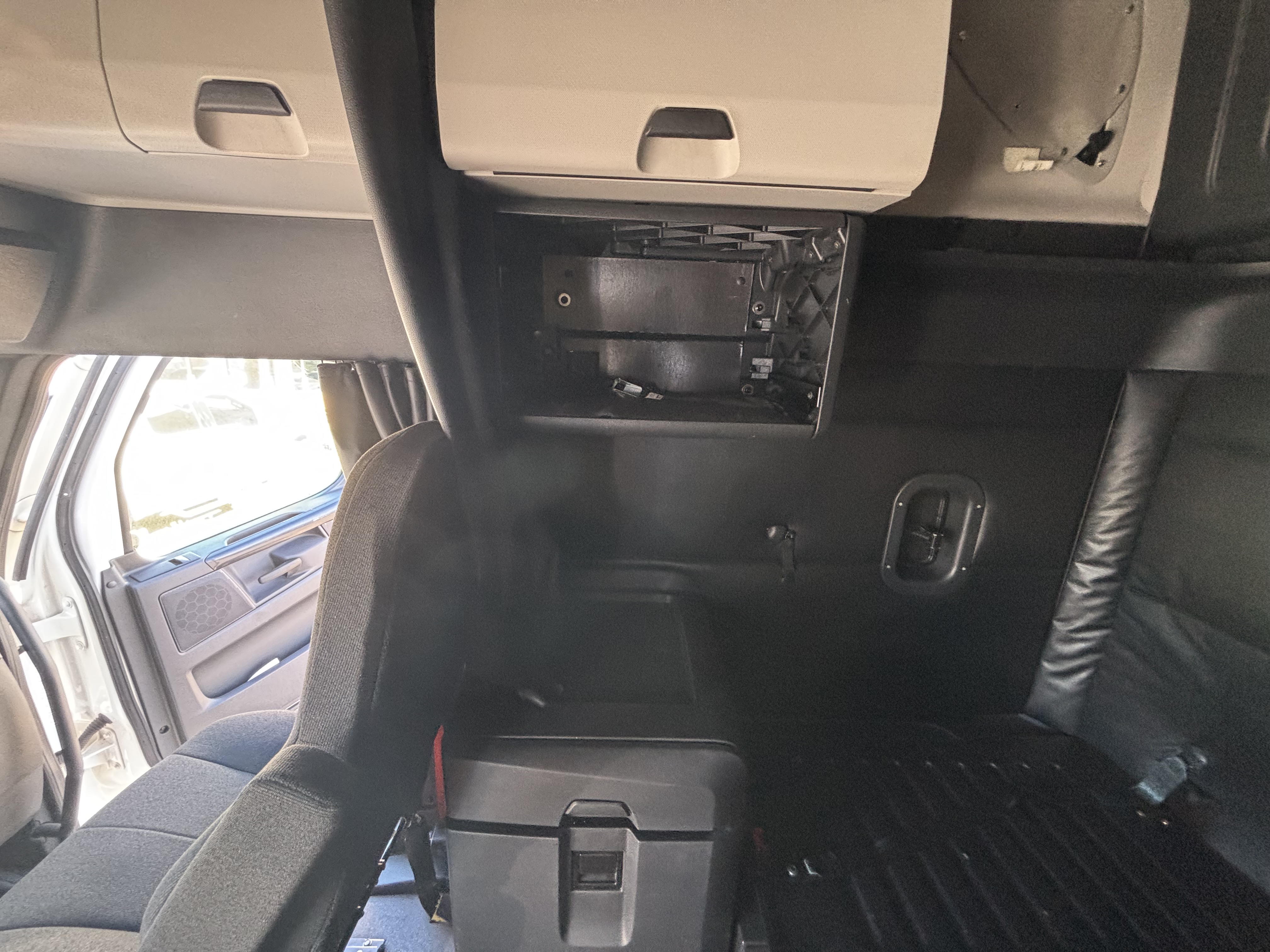 2023 FREIGHTLINER CASCADIA 126SLP - image 15