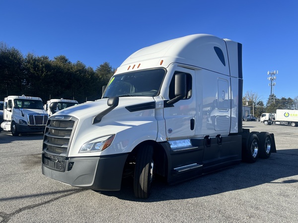 FREIGHTLINER CASCADIA 126SLP 2023