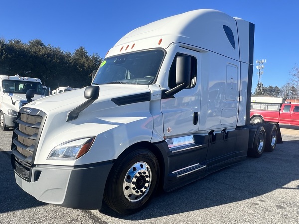 FREIGHTLINER CASCADIA 126SLP 2023