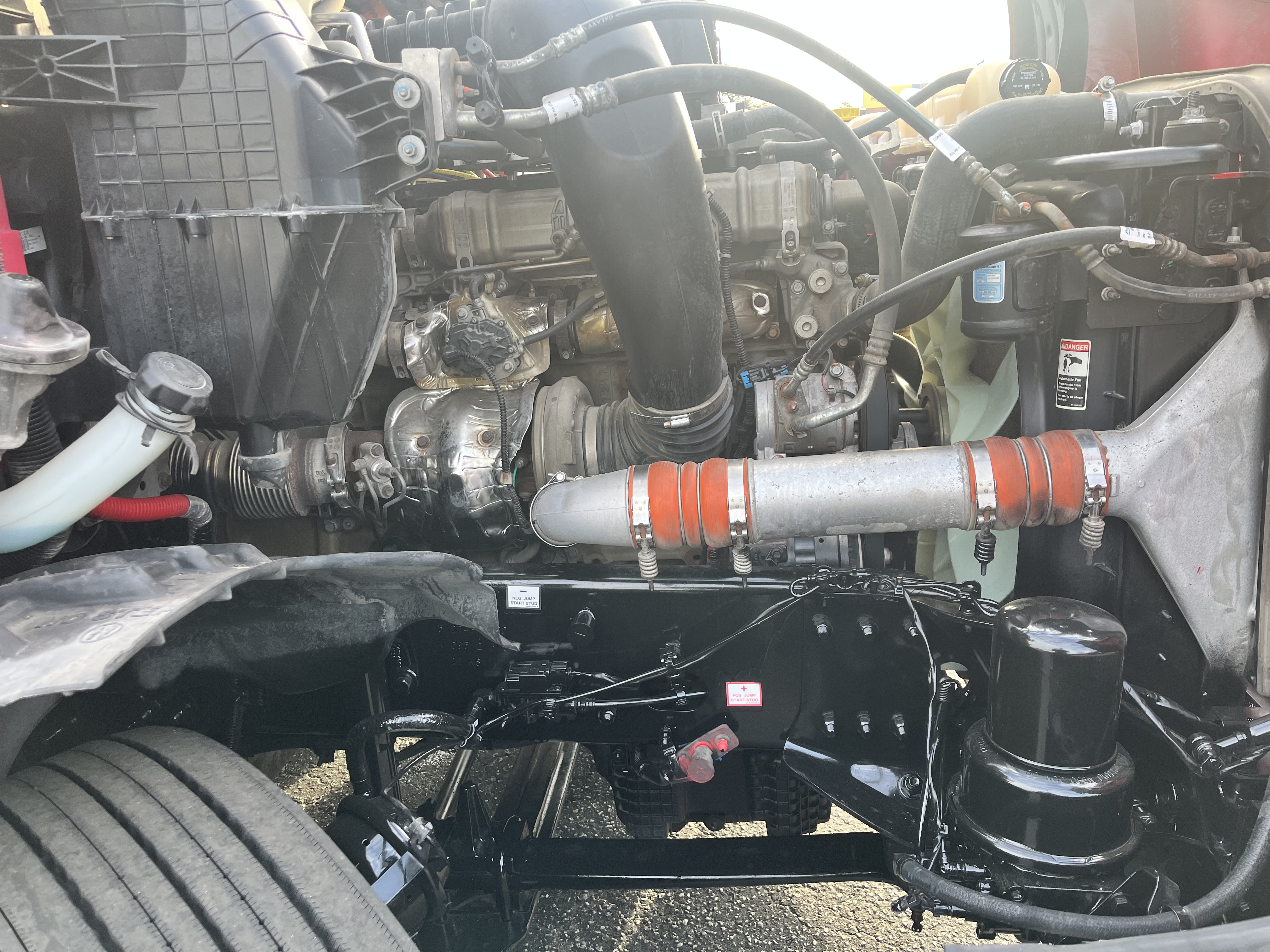 2022 FREIGHTLINER CASCADIA 126SLP - image 10