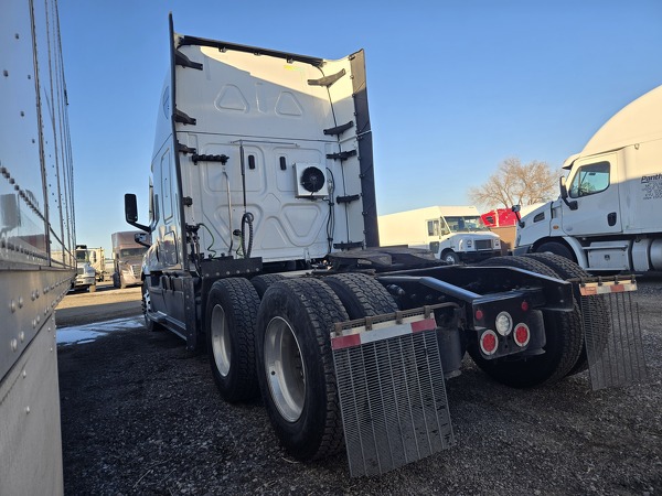 FREIGHTLINER CASCADIA 126SLP 2023