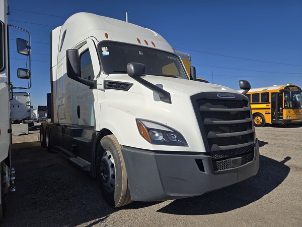 FREIGHTLINER CASCADIA 126SLP 2023