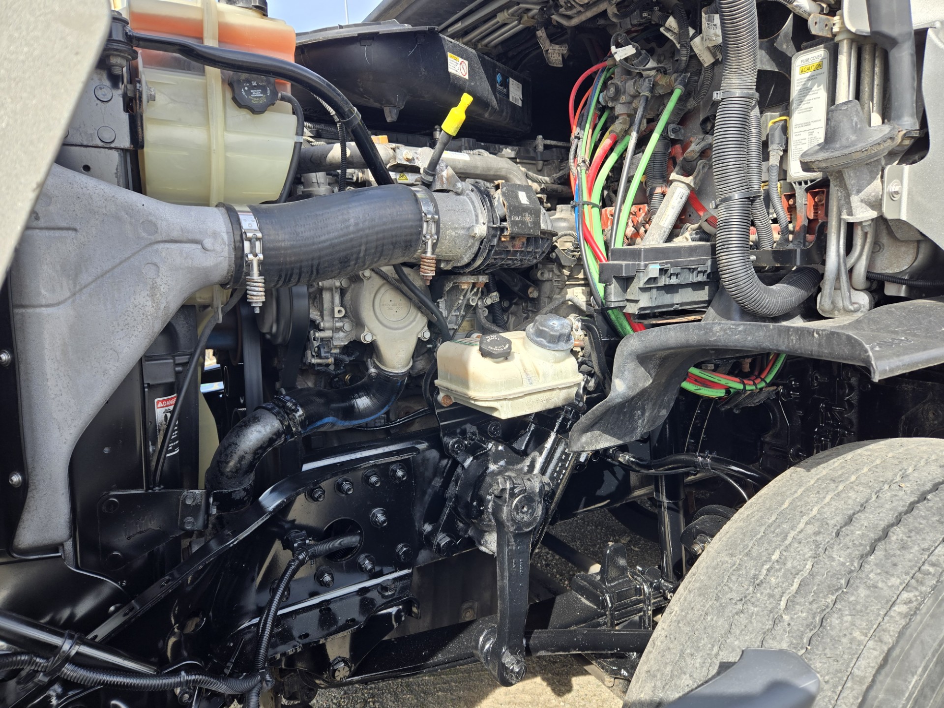 2018 FREIGHTLINER CASCADIA 113SLP - image 9