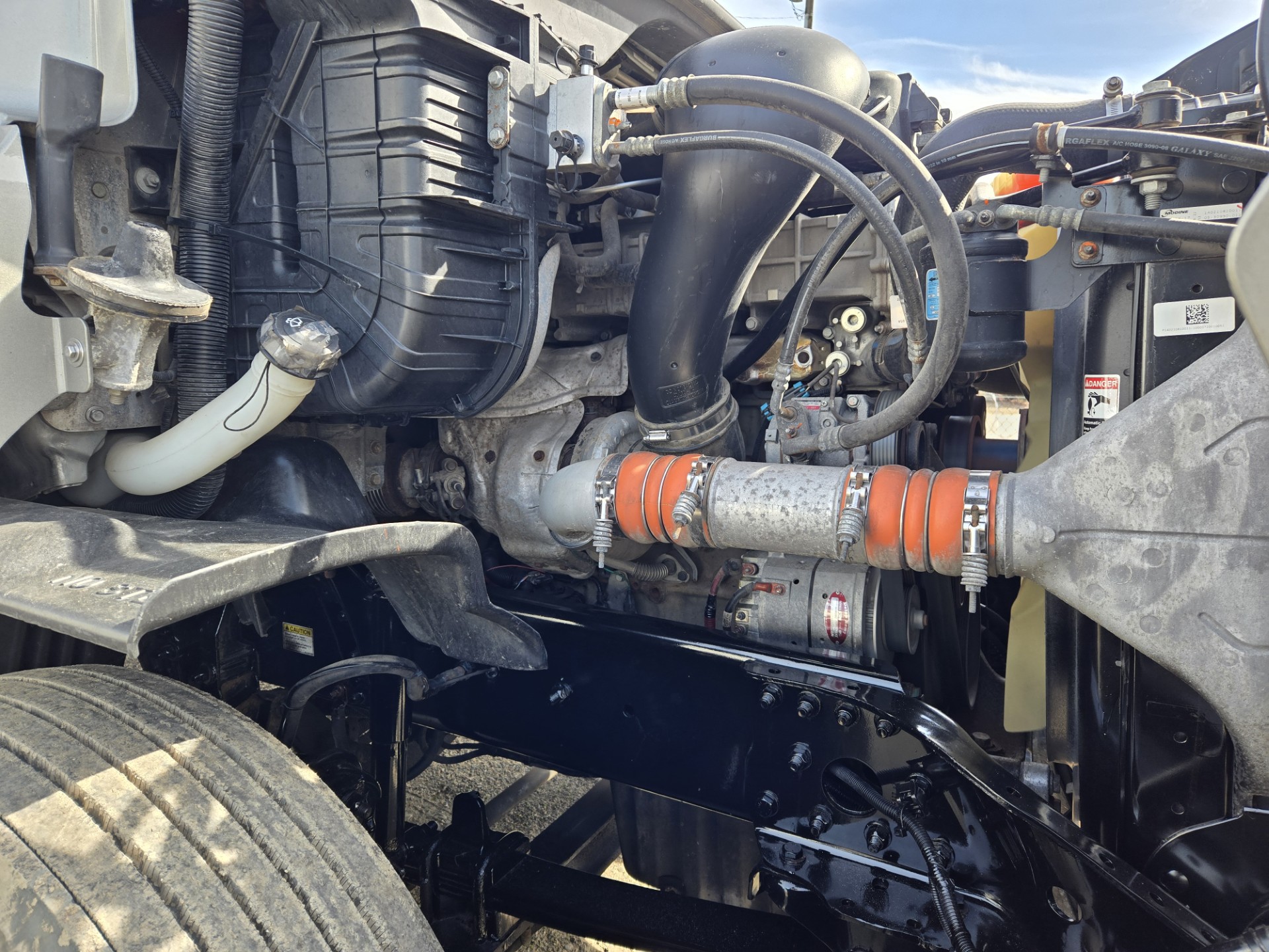 2018 FREIGHTLINER CASCADIA 113SLP - image 8