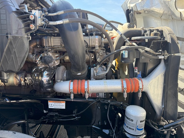 FREIGHTLINER CASCADIA 126SLP 2023