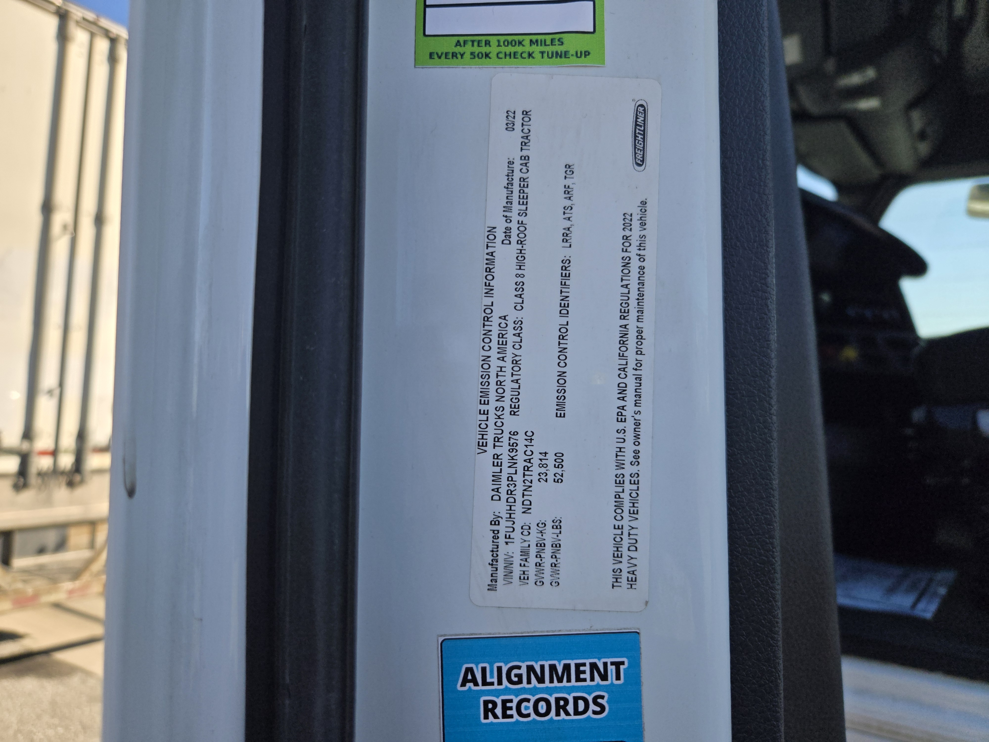 2023 FREIGHTLINER CASCADIA 126SLP - image 5